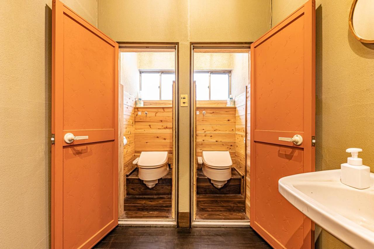 47Hostel Уадомари Екстериор снимка