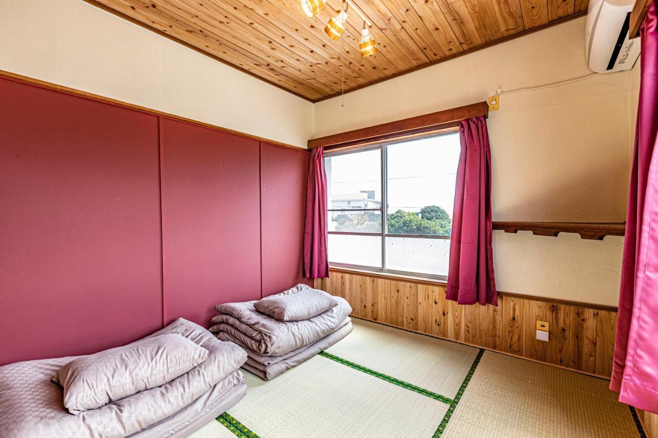 47Hostel Уадомари Екстериор снимка