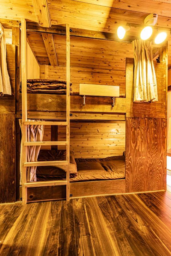 47Hostel Уадомари Екстериор снимка